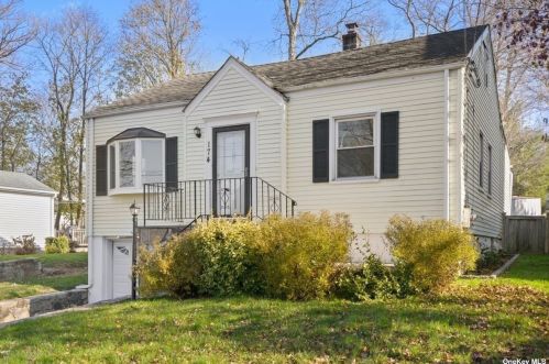 174 Marietta Ave, Hawthorne, NY 10532-2340