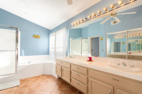 43115 Corte Fresca, Temecula CA  92592-3070 exterior