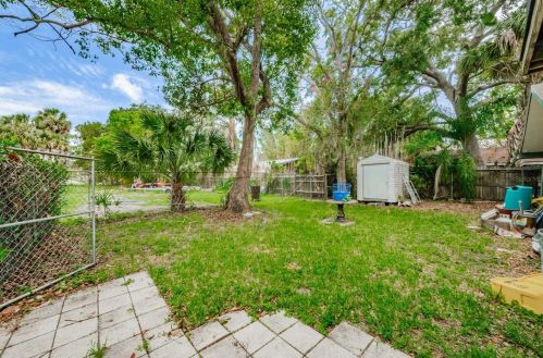 4832 Sunset Blvd, Port Richey FL  34668-6443 exterior