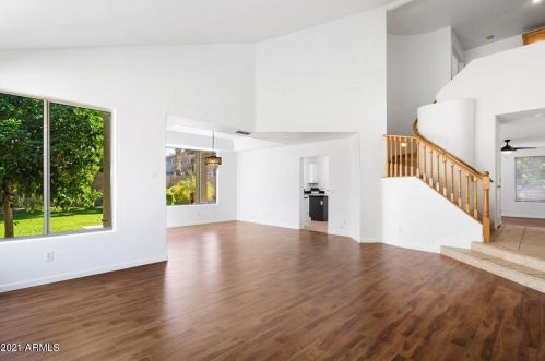 21523 72 Ave, Glendale AZ  85303-1630 exterior