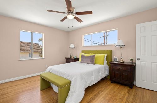 1027 Manchester St, National City CA  91950-4114 exterior