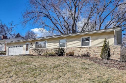 2506 Westbrook Ln, Madison WI  53711-4169 exterior