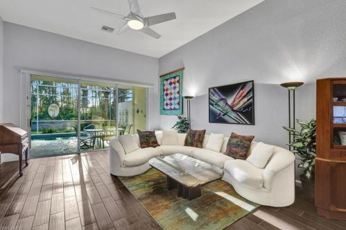 5893 Northridge Dr, Naples FL  34110-2376 exterior