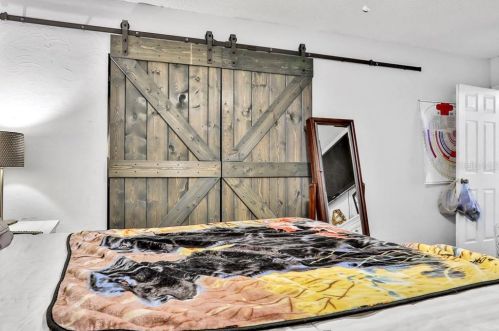 31117 Pocono St, Mount Plymouth FL  32776-8727 exterior