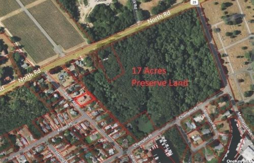 610 Bailey Ave, Greenport NY  11944-1256 exterior