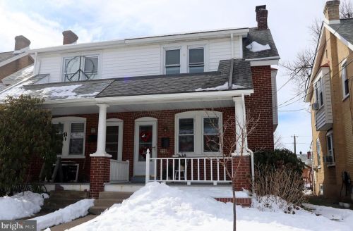 228 5th St, Lansdale, PA 19446-2612
