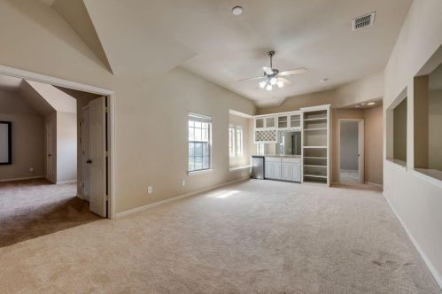 3604 Leanne Dr, Lewisville TX  75022-0962 exterior