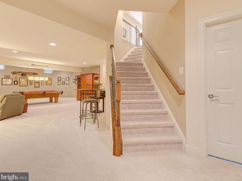 20500 Stone Fox Ct, Leesburg VA 20175-7223 exterior