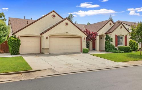 3804 Guildford Ln, Modesto, CA 95355-7855