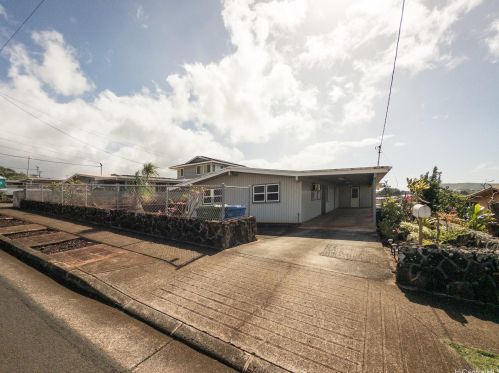 99-637 Aliipoe Dr, Aiea, HI 96701