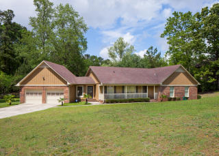 5535 Hedrick Dr, Fayetteville, NC 28303-2618