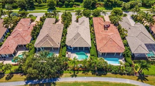 29006 Blaisdell Dr, Naples FL  34119-0930 exterior