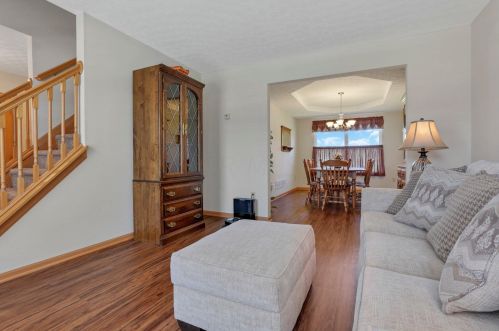 3090 Longridge Way, Darbydale OH  43123-9772 exterior