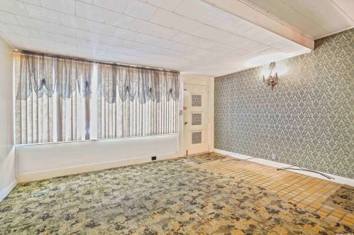 107-68 101st St, Jamaica, NY 11417-1110