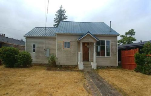 1401 Young St, Whites, WA 98541-9324