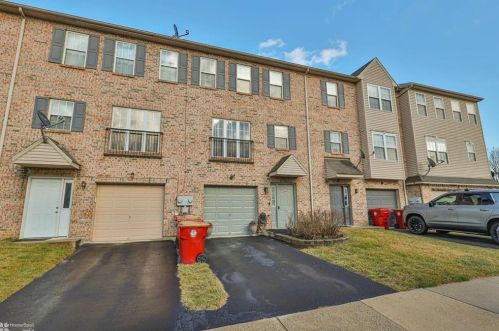 2440 Gillian Ln, Easton PA  18040-5819 exterior