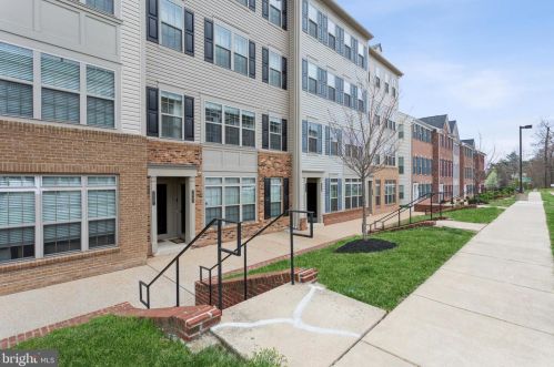 3701 Chippendale Cir, Woodbridge, VA 22193