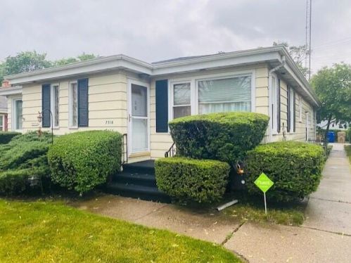 7518 37 Ave, Kenosha WI 53144-2122 exterior