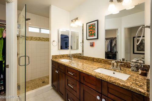 1809 17 Ave, Phoenix AZ 85027-5308 exterior