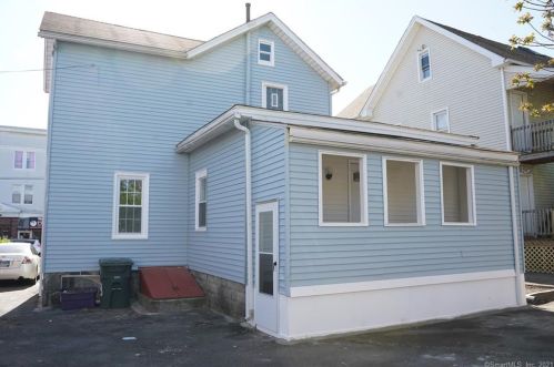 865 Noble Ave, Bridgeport CT  06608-1049 exterior