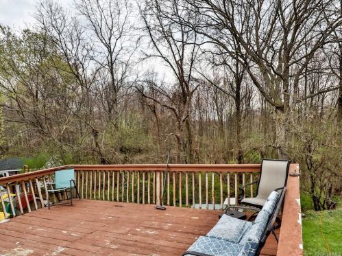 14 Oak Ln, Middletown NY  10940-6914 exterior