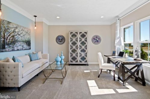 48 Winifred Dr, Hanover PA  17331-9714 exterior