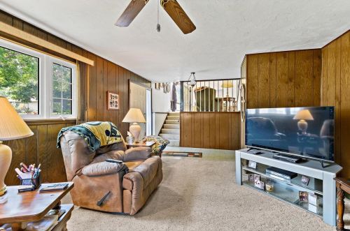 1616 Glen Rd, Green Bay, WI 54313-5508