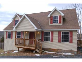 30 Meadow Dr, Barre, VT 05641-5130