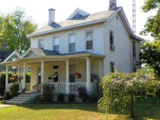 821 Grand Ave, Jennings, IN 47331-2016