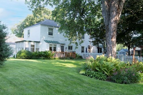5593 Basswood St, Greendale, WI 53129-1312
