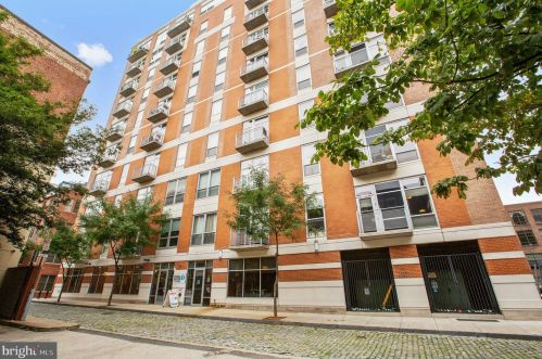 113 Bread St, Philadelphia PA  19106-4610 exterior