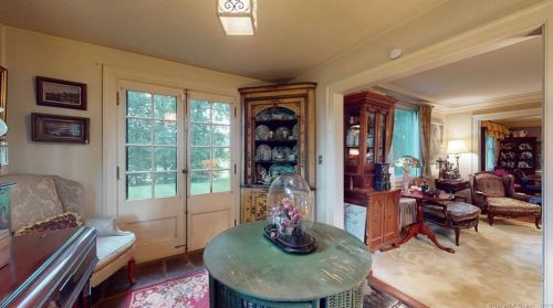 541 Lincoln St, New Britain CT 06052-1802 exterior