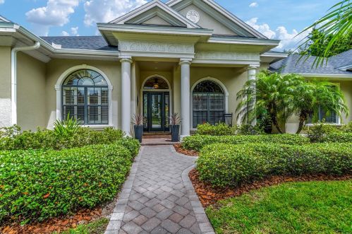503 Victoria Hills Dr, Deland, FL 32724-8825