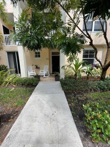 155 Galicia Way, Jupiter, FL 33458-2769
