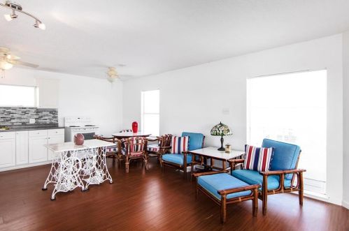 3909 1, Galveston TX exterior