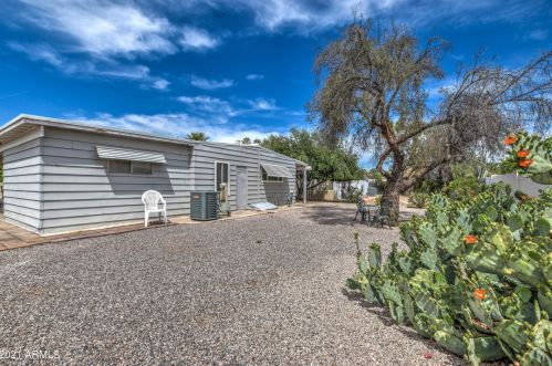 25403 Wyoming Ave, Chandler AZ  85248-6460 exterior