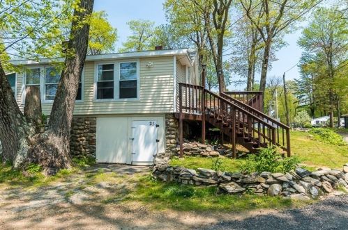 21 Victoria Ave, Rutland, MA 01543-2104