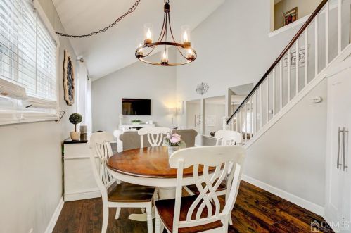 10 Calvin Ct, Old Bridge NJ  08857-2147 exterior