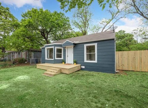 7137 Ruth St, Fort Worth, TX 76112-7239