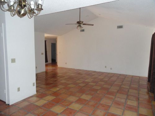 10115 Medlock Dr, Glendale, AZ 85307-4130