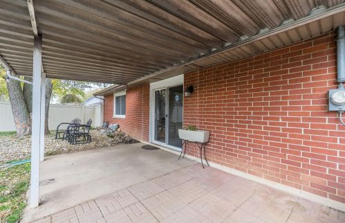 1815 Nebraska Dr, Xenia OH  45385-4841 exterior