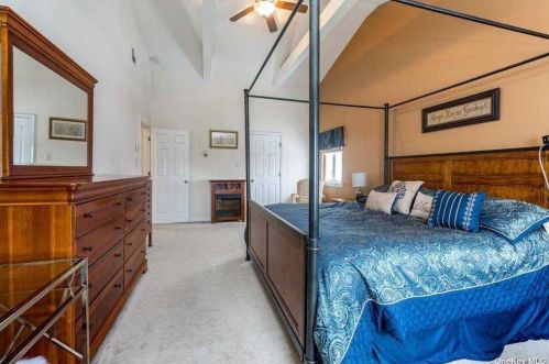 161-12 99th St, Jamaica NY  11414-2811 exterior