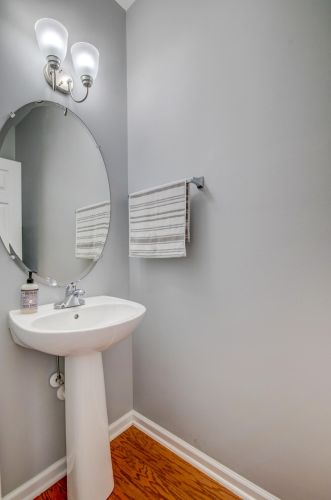 3057 Park West Blvd, Mount Pleasant SC  29466-7216 exterior