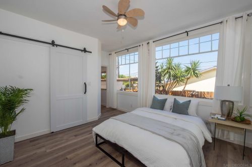 1704 Ebers St, San Diego CA  92107-3504 exterior