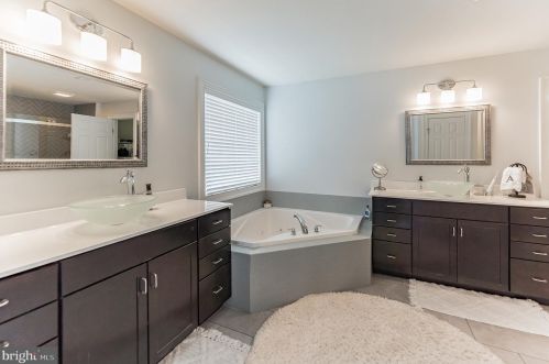 377 Waterfowl Dr, Magnolia DE  19962-2504 exterior