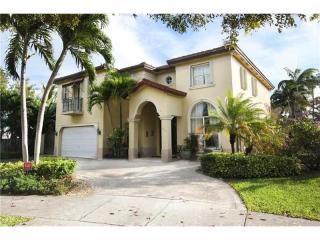 2001 143rd Ct, Miami, FL 33175-8067
