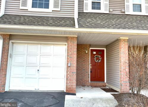 124 Barrow Pl, Princeton NJ  08540-0063 exterior