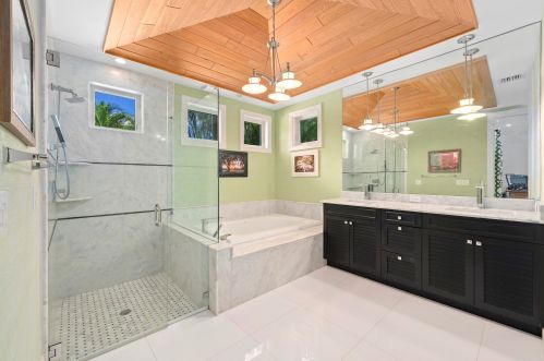 1215 Crestwood Dr, Delray Beach FL  33483-7211 exterior