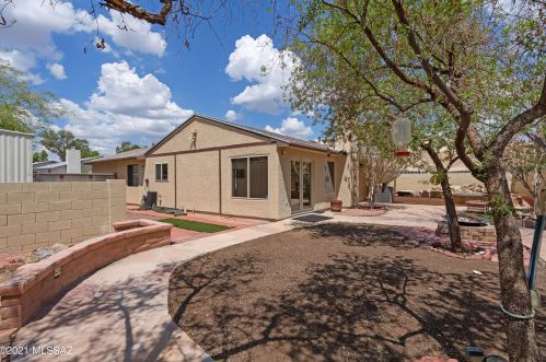 2891 Ribera Pl, Tucson AZ  85742-9296 exterior