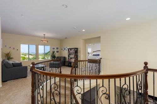 2523 Skytop Ct, Orange CA  92867-6492 exterior